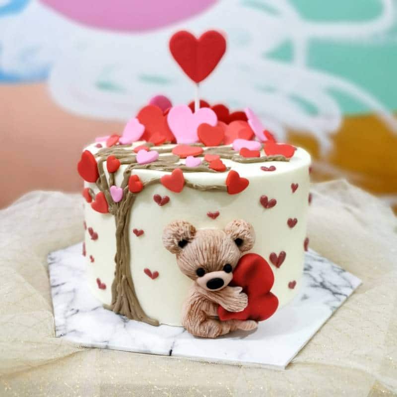 2D Bear Hearts Cake(1)