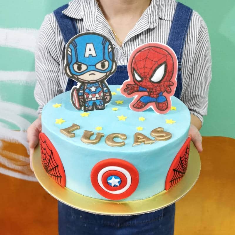 2D Cap America and Spider-Man cake