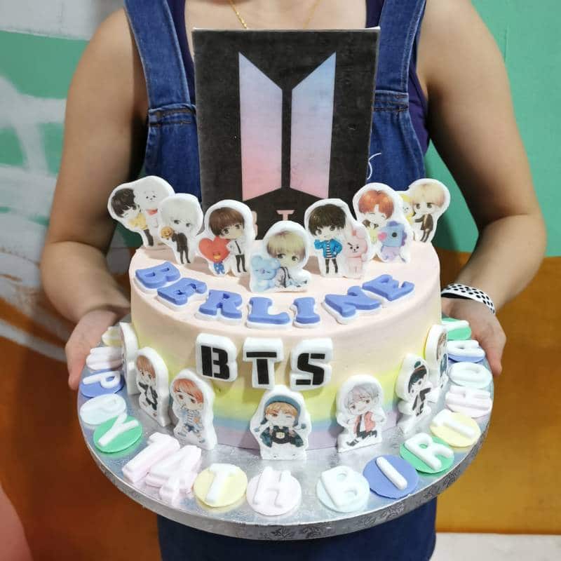 bts korean band cake_