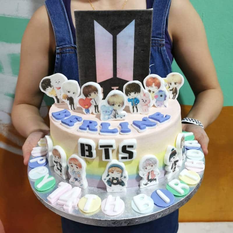 bts korean band cake_(1)