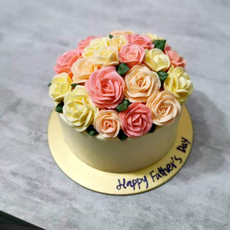rose bouquet floral cake